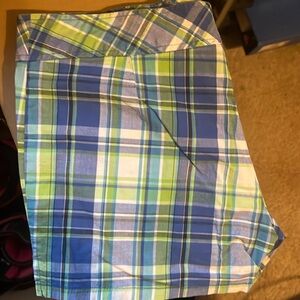 No boundaries Stretch shorts